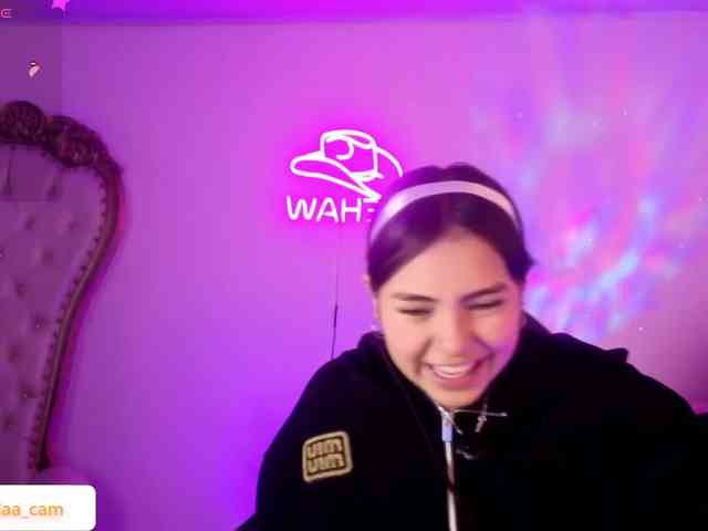Isabela-tay webcam