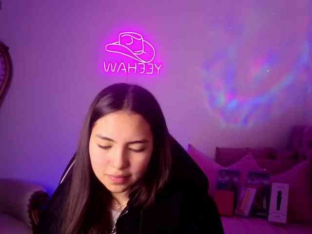 Isabela-tay webcam