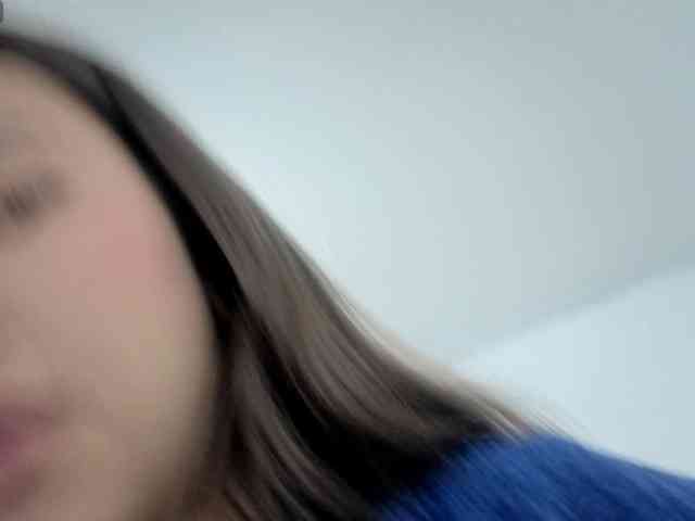 Isabela-tay Live Webcam on BongaCams