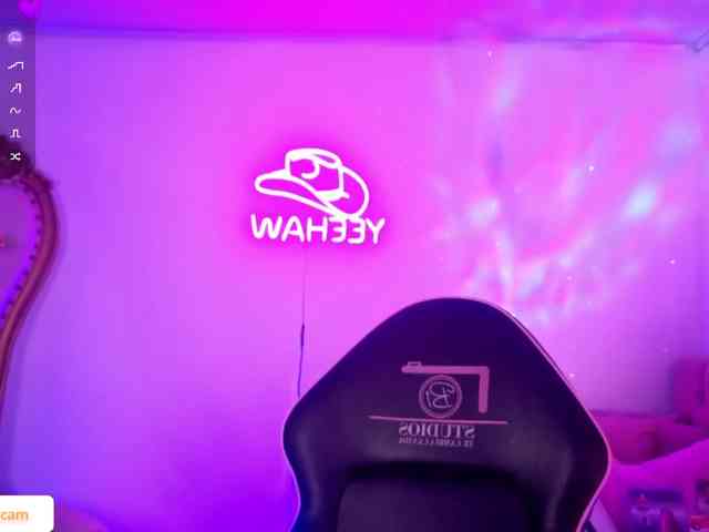 Isabela-tay webcam
