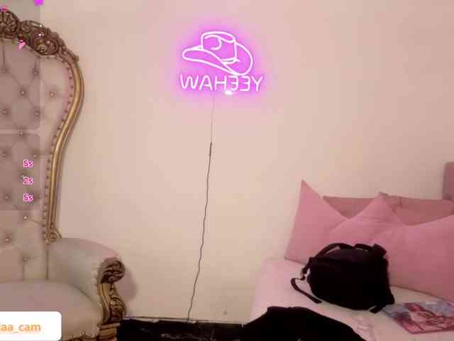 Isabela-tay Live Webcam on BongaCams