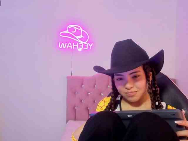 Isabela-tay webcam