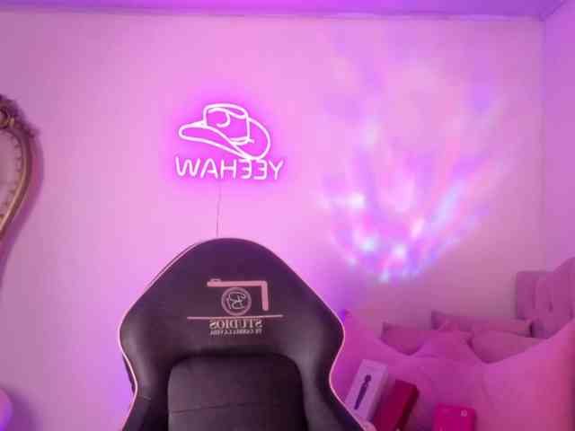 Isabela-tay webcam
