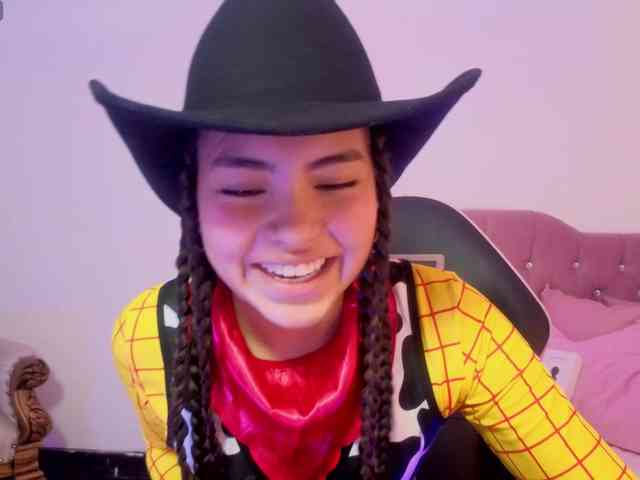 Isabela-tay webcam