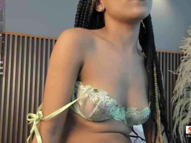 ErikaMoore webcam