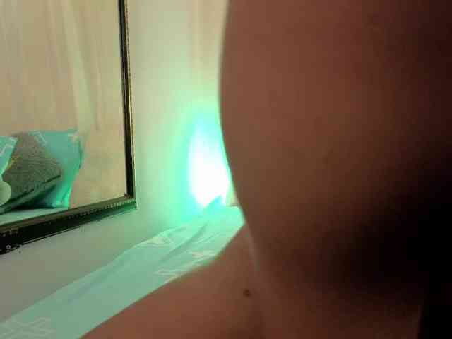 ErikaMoore webcam