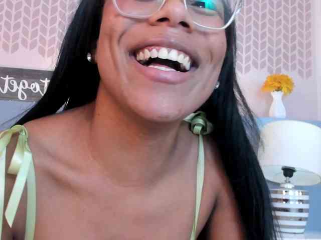 ErikaMoore webcam