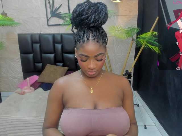 alana-bonny live cam on BongaCams
