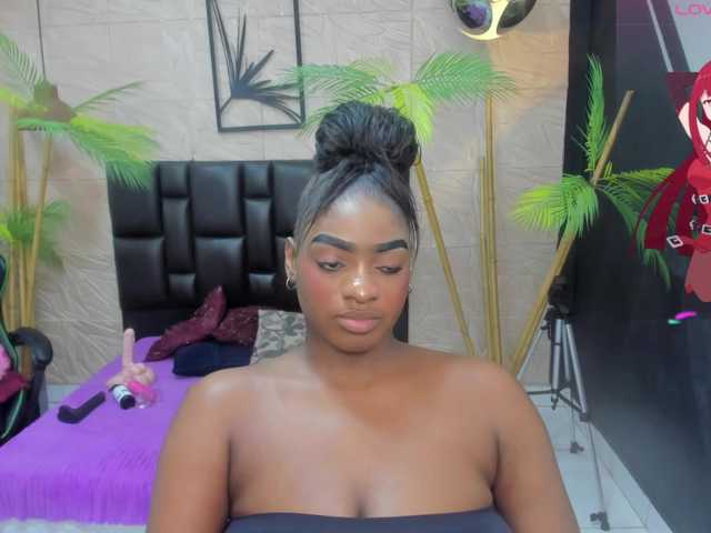 alana-bonny live cam on BongaCams