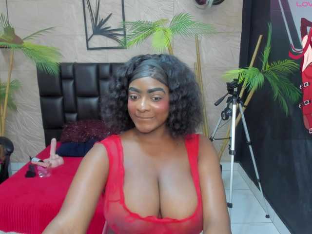 alana-bonny live cam on BongaCams