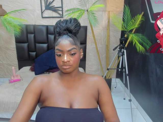 alana-bonny live cam on BongaCams