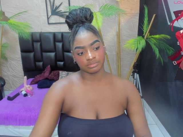 alana-bonny Cam en directo en BongaCams