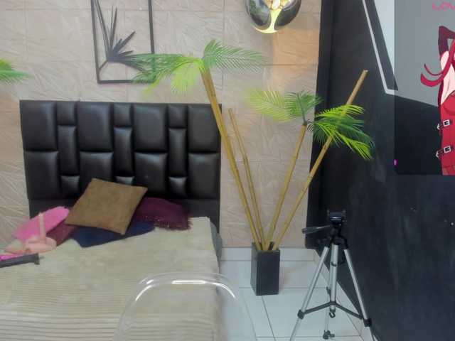 alana-bonny live cam on BongaCams