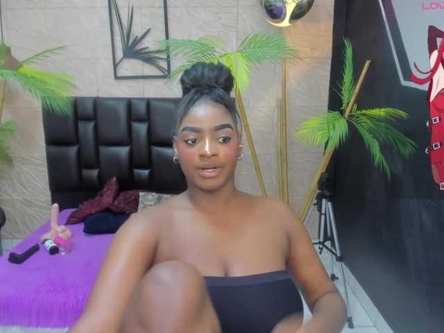 alana-bonny live cam on BongaCams