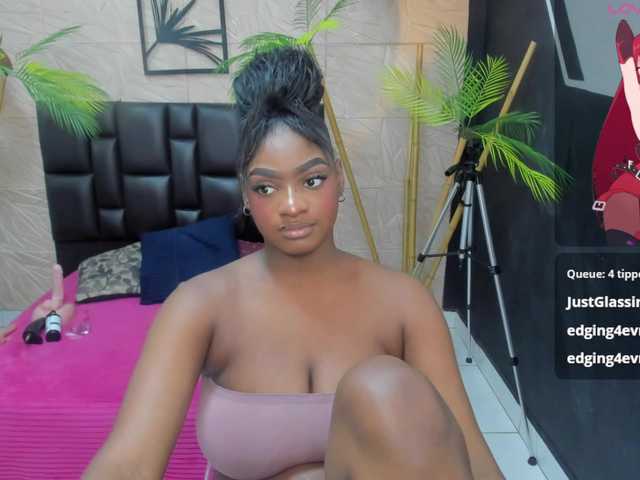 alana-bonny live cam on BongaCams