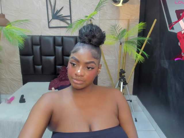 alana-bonny live cam on BongaCams