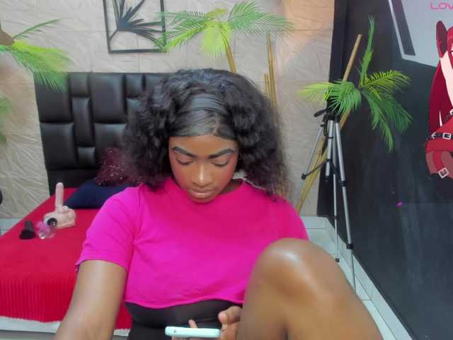 alana-bonny live cam on BongaCams