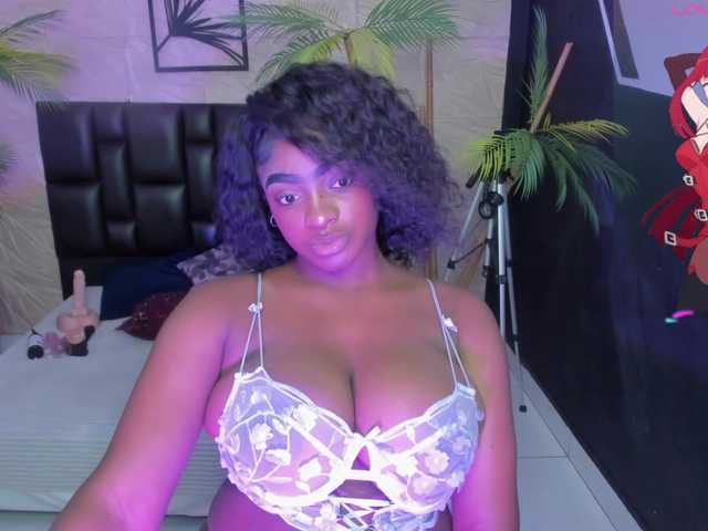 alana-bonny live cam on BongaCams