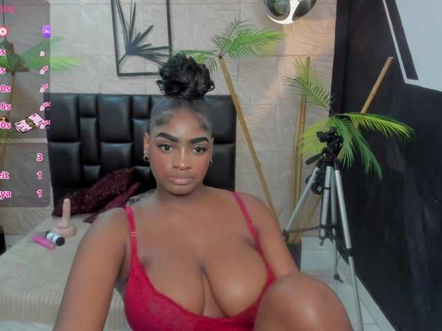 alana-bonny live cam on BongaCams