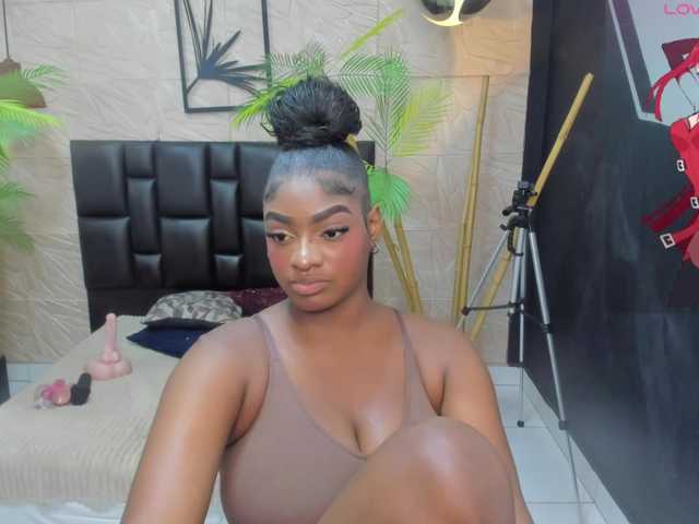 alana-bonny live cam on UnifiedCams