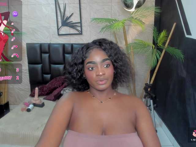 alana-bonny live cam on BongaCams