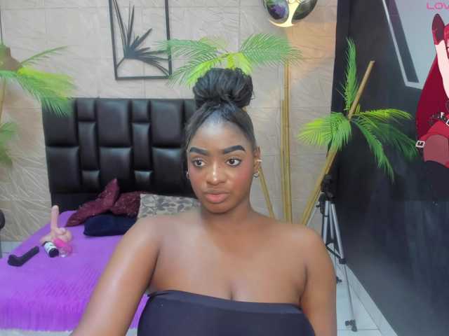 alana-bonny live cam on BongaCams