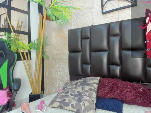 alana-bonny live cam on BongaCams
