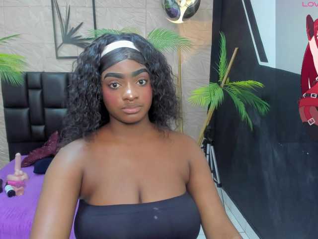 alana-bonny live cam on BongaCams