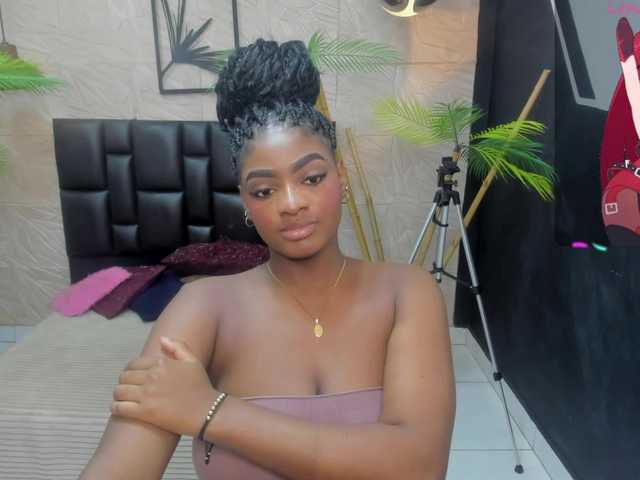 alana-bonny live cam on BongaCams