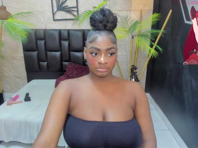 alana-bonny live cam on BongaCams