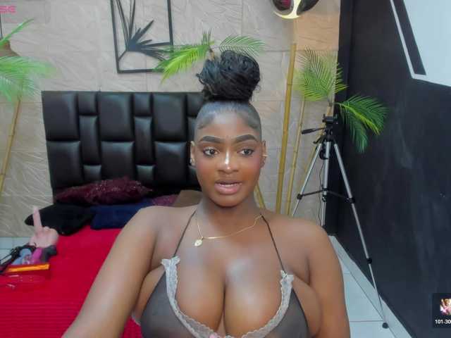 alana-bonny Live Cam on BongaCams