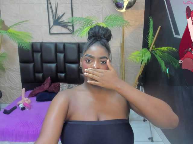 alana-bonny live cam on BongaCams
