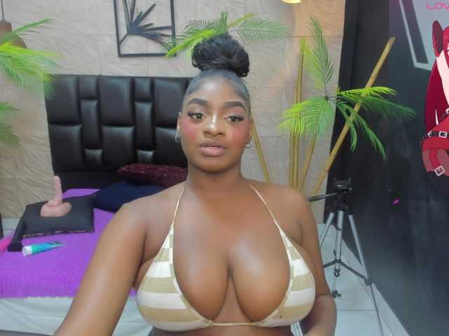 alana-bonny live cam on BongaCams