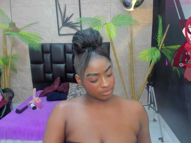 alana-bonny live cam on BongaCams