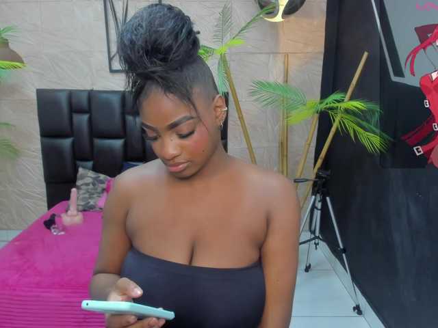 alana-bonny webcam