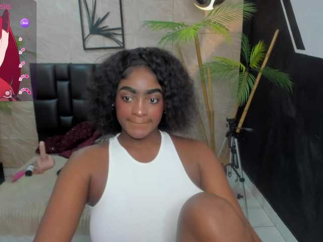 alana-bonny live cam on BongaCams