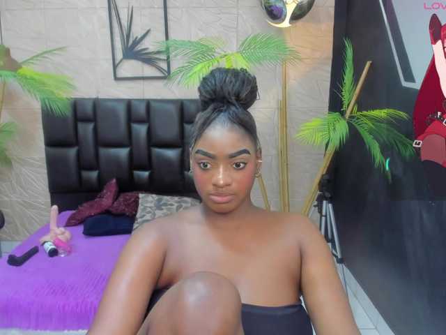 alana-bonny live cam on BongaCams