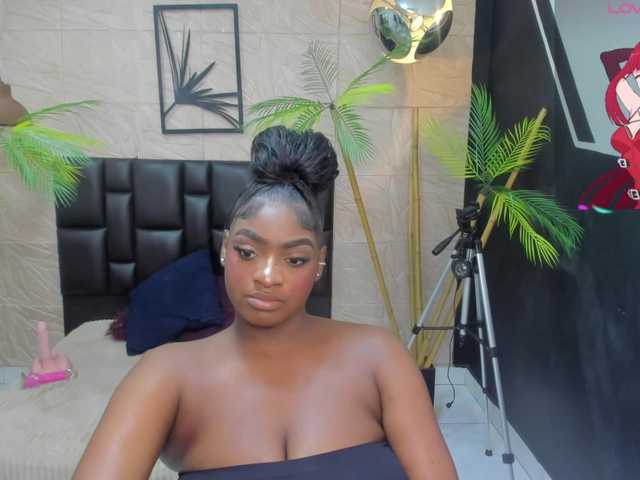alana-bonny live cam on BongaCams