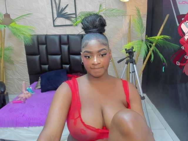 alana-bonny live cam on BongaCams