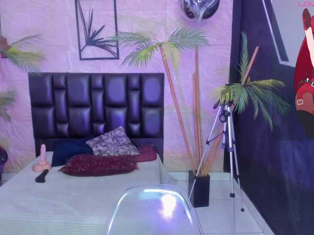 alana-bonny live cam on BongaCams