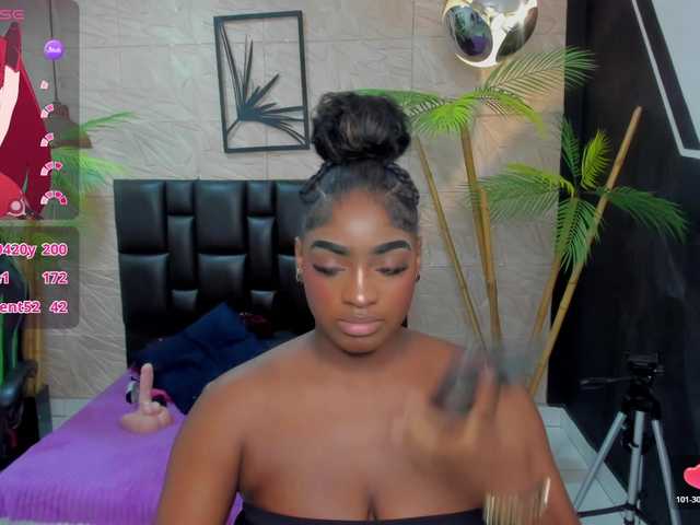 alana-bonny live cam on BongaCams