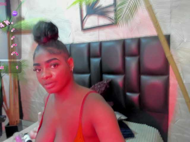 alana-bonny live cam on BongaCams