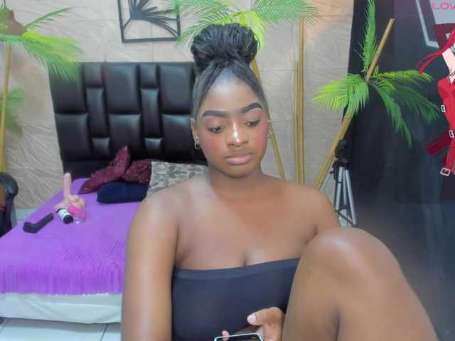 alana-bonny live cam on BongaCams