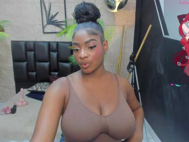 alana-bonny live cam on BongaCams