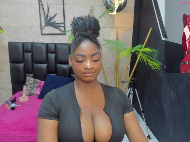 alana-bonny live cam on BongaCams