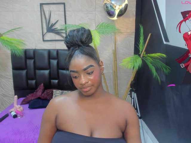 alana-bonny live cam on BongaCams