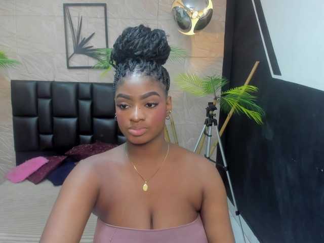 alana-bonny live cam on BongaCams