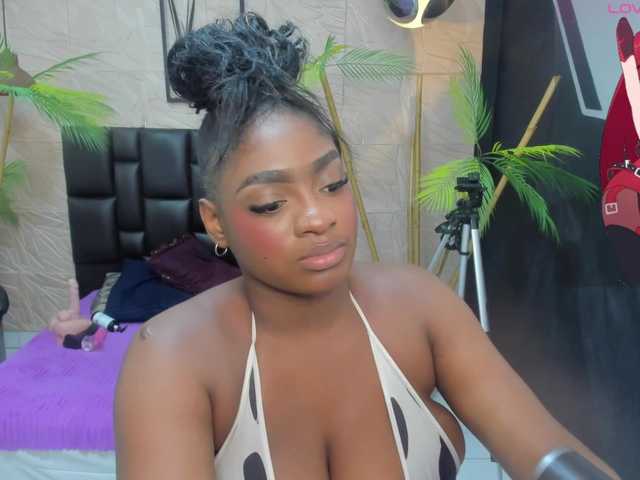 alana-bonny live cam on BongaCams