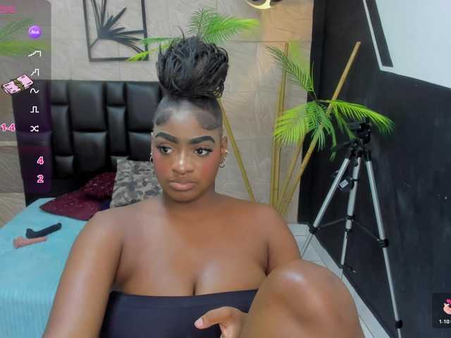 alana-bonny live cam on BongaCams
