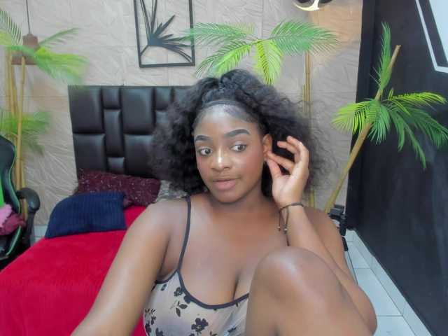 alana-bonny live cam on BongaCams